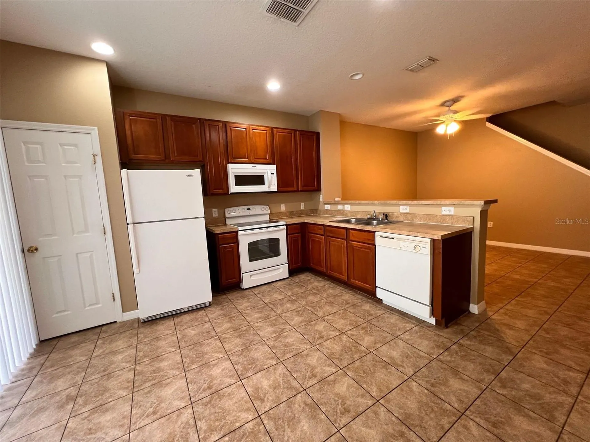 7602 Long Island Drive Kissimmee FL 34747