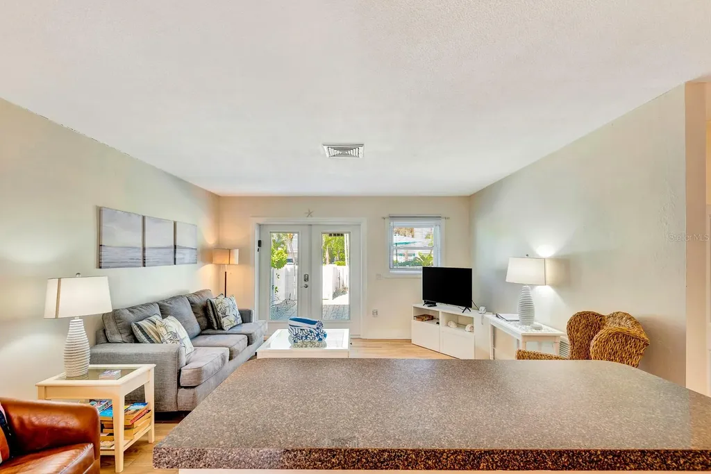 207 75th Street Bradenton Beach FL 34217