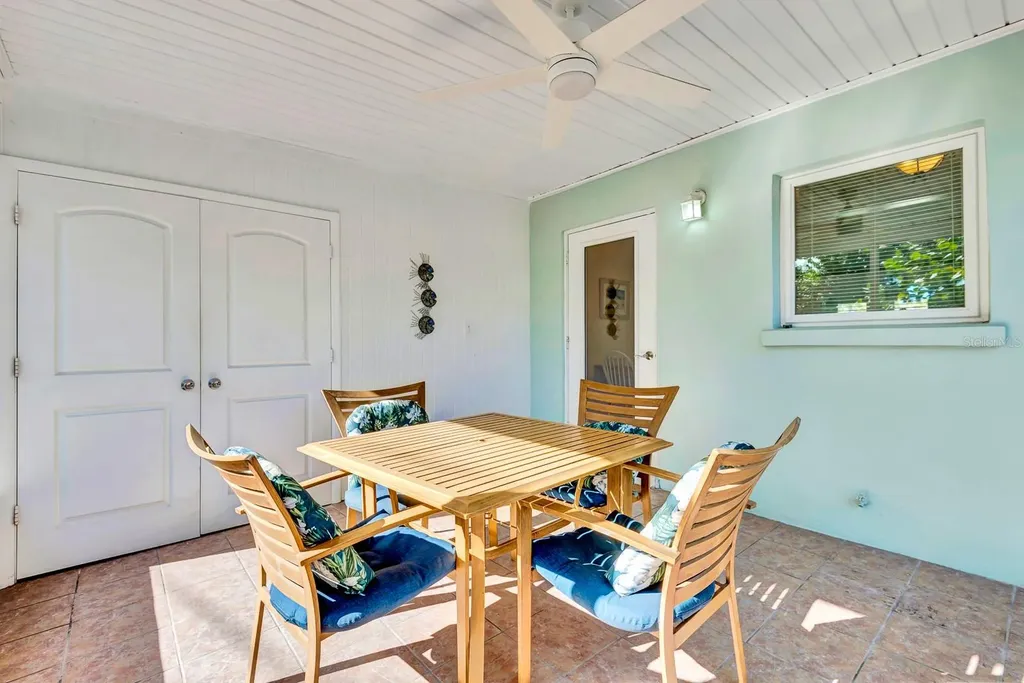 207 75th Street Bradenton Beach FL 34217