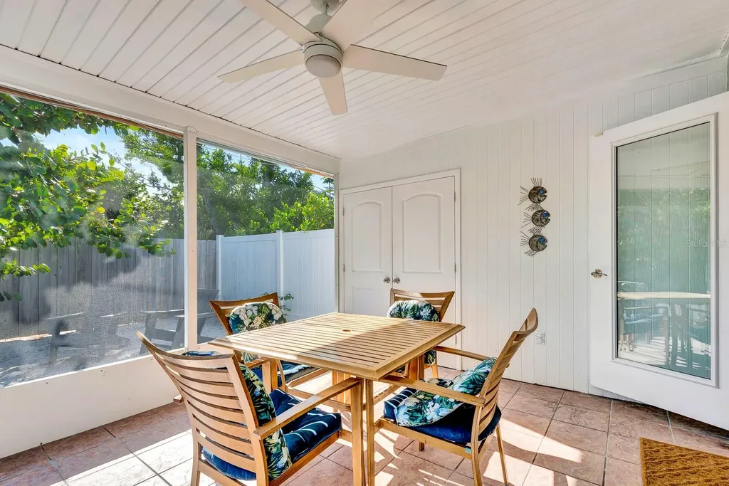207 75th Street Bradenton Beach FL 34217