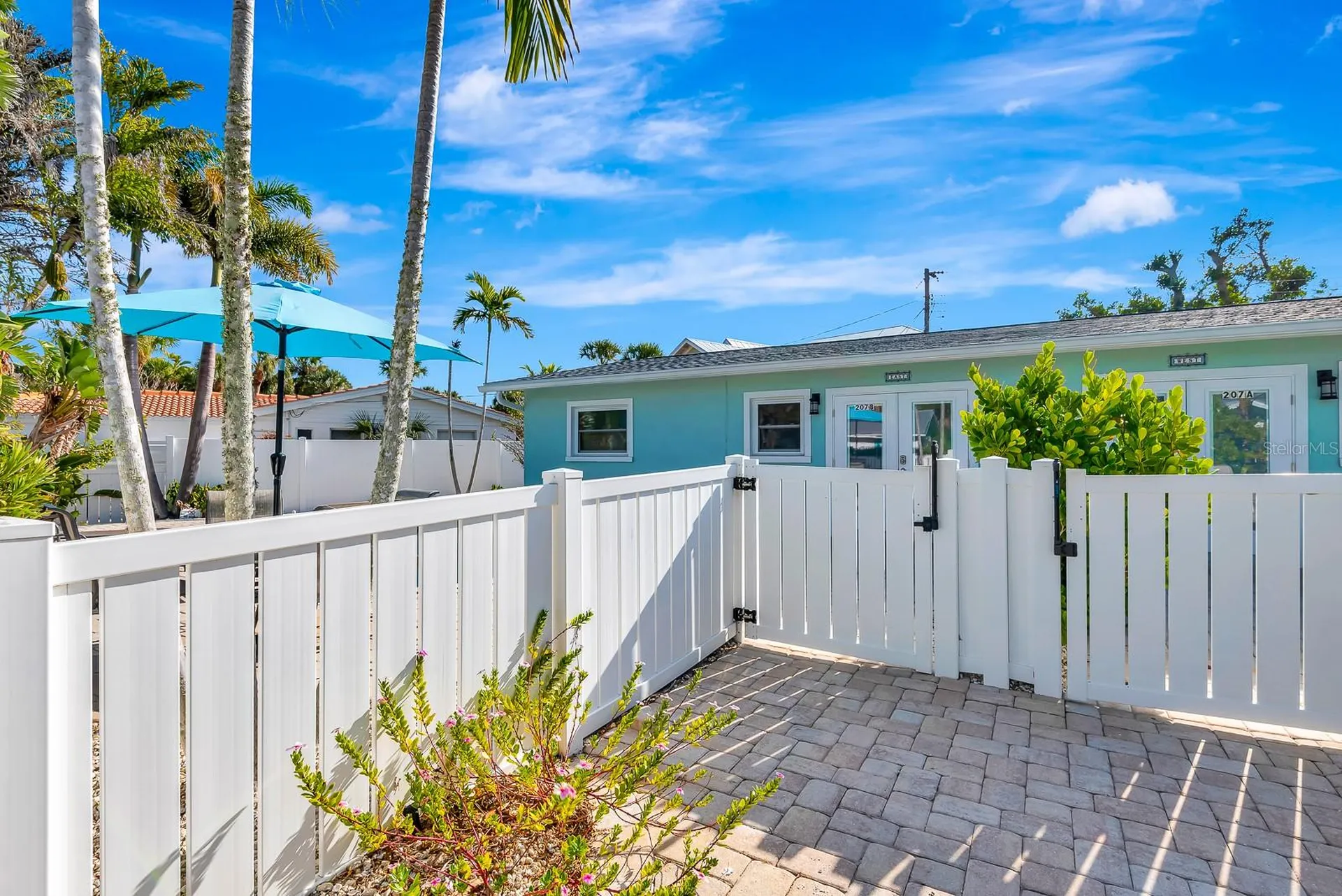 207 75th Street Bradenton Beach FL 34217