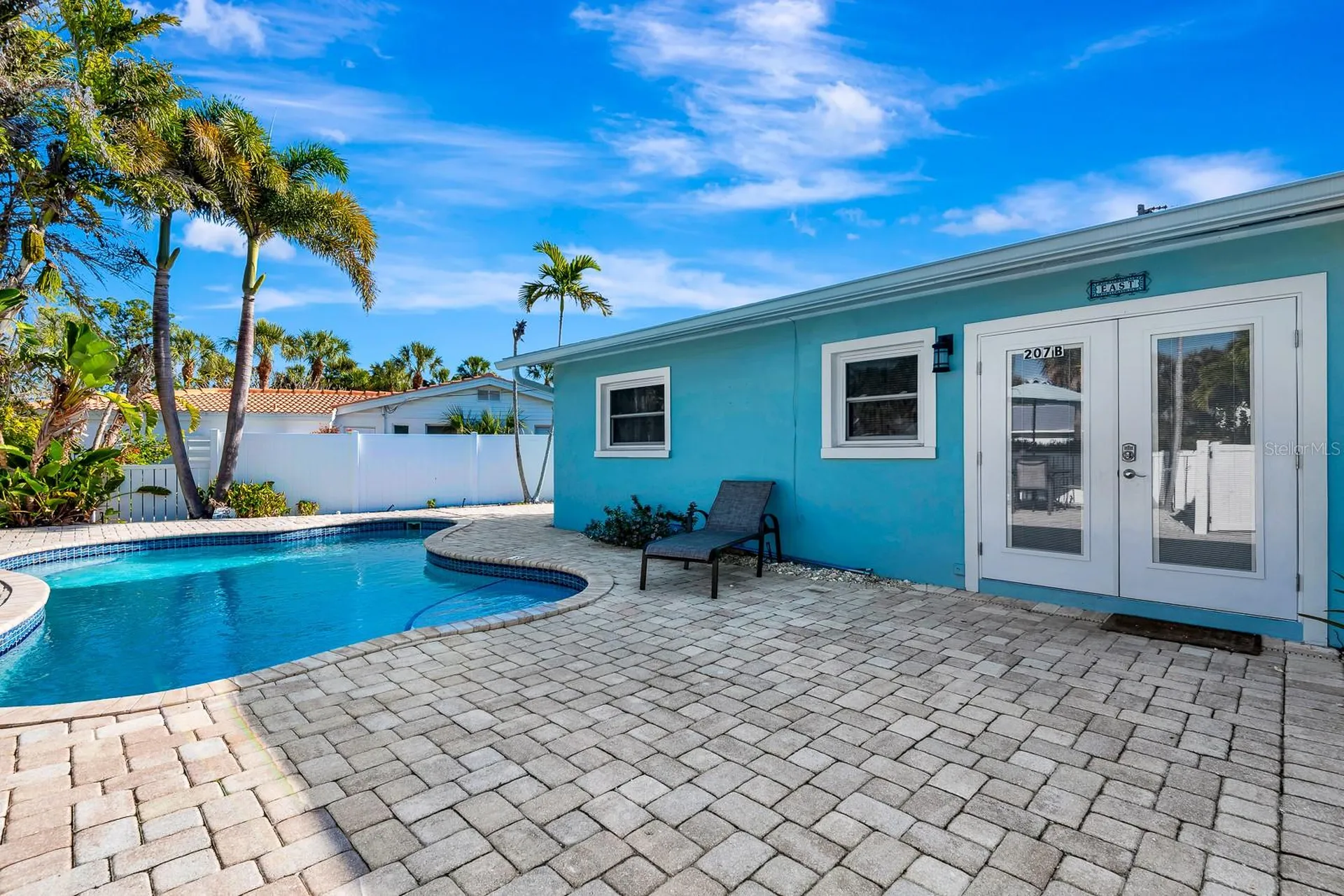 207 75th Street Bradenton Beach FL 34217