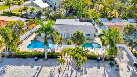 207 75th Street Bradenton Beach FL 34217