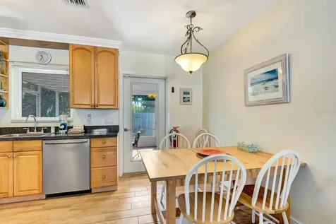 207 75th Street Bradenton Beach FL 34217