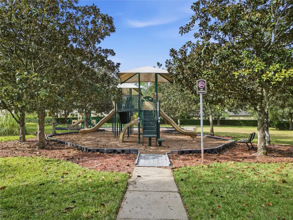 26016 Singing Lark Court Leesburg FL 34748