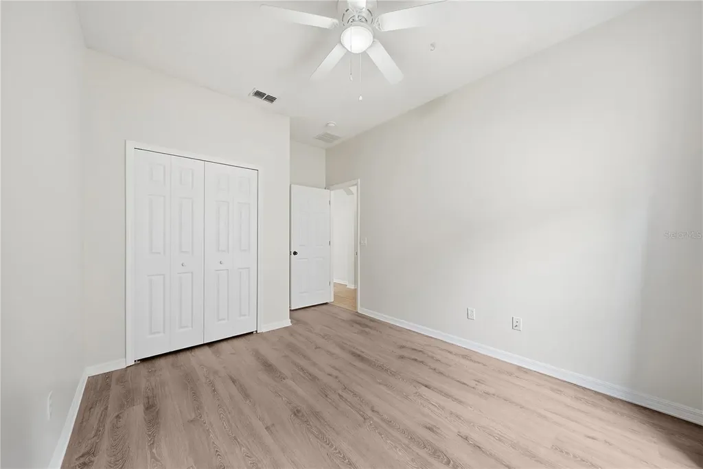 26016 Singing Lark Court Leesburg FL 34748