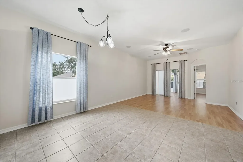 26016 Singing Lark Court Leesburg FL 34748