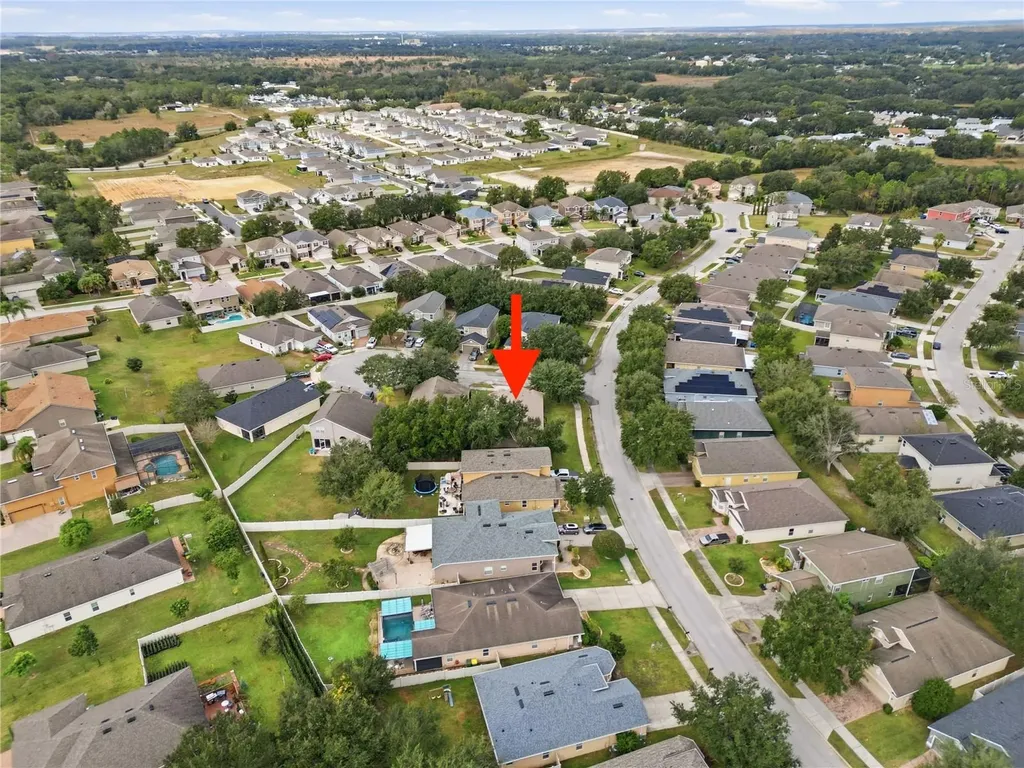 26016 Singing Lark Court Leesburg FL 34748