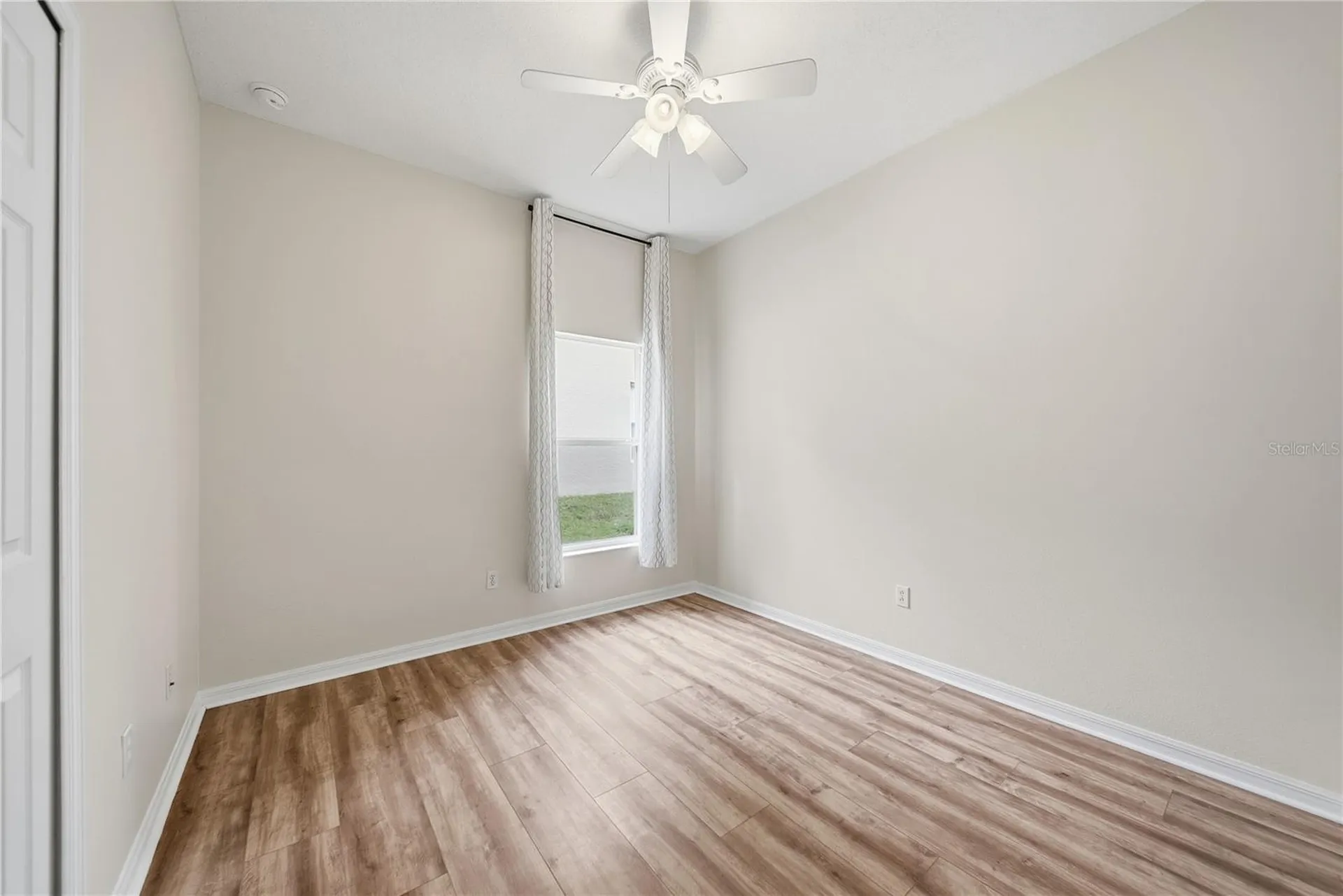 26016 Singing Lark Court Leesburg FL 34748