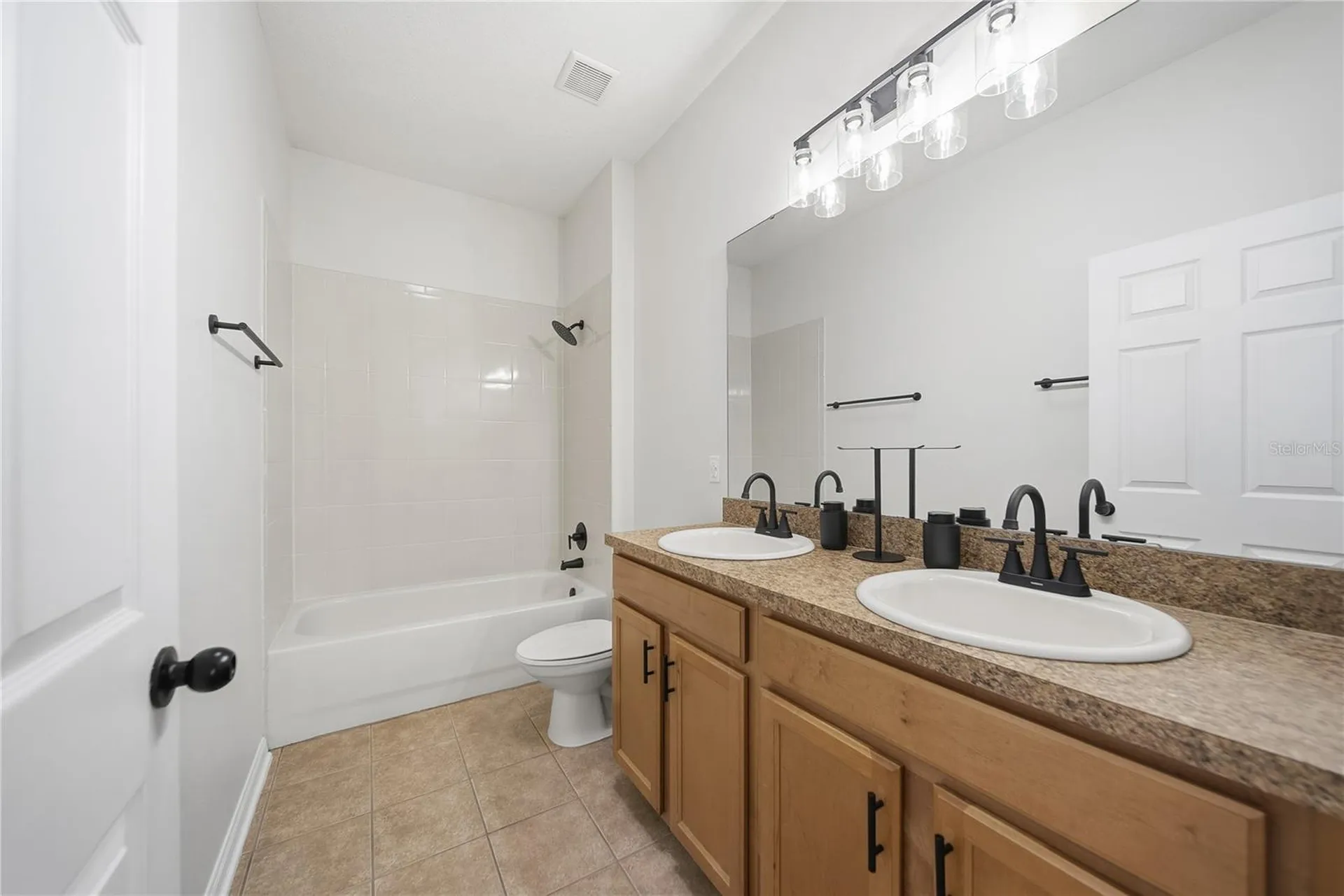 26016 Singing Lark Court Leesburg FL 34748
