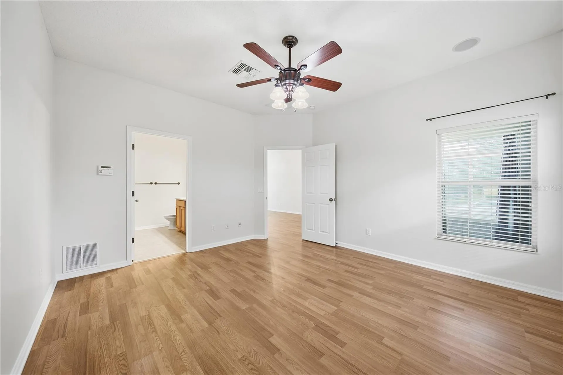 26016 Singing Lark Court Leesburg FL 34748