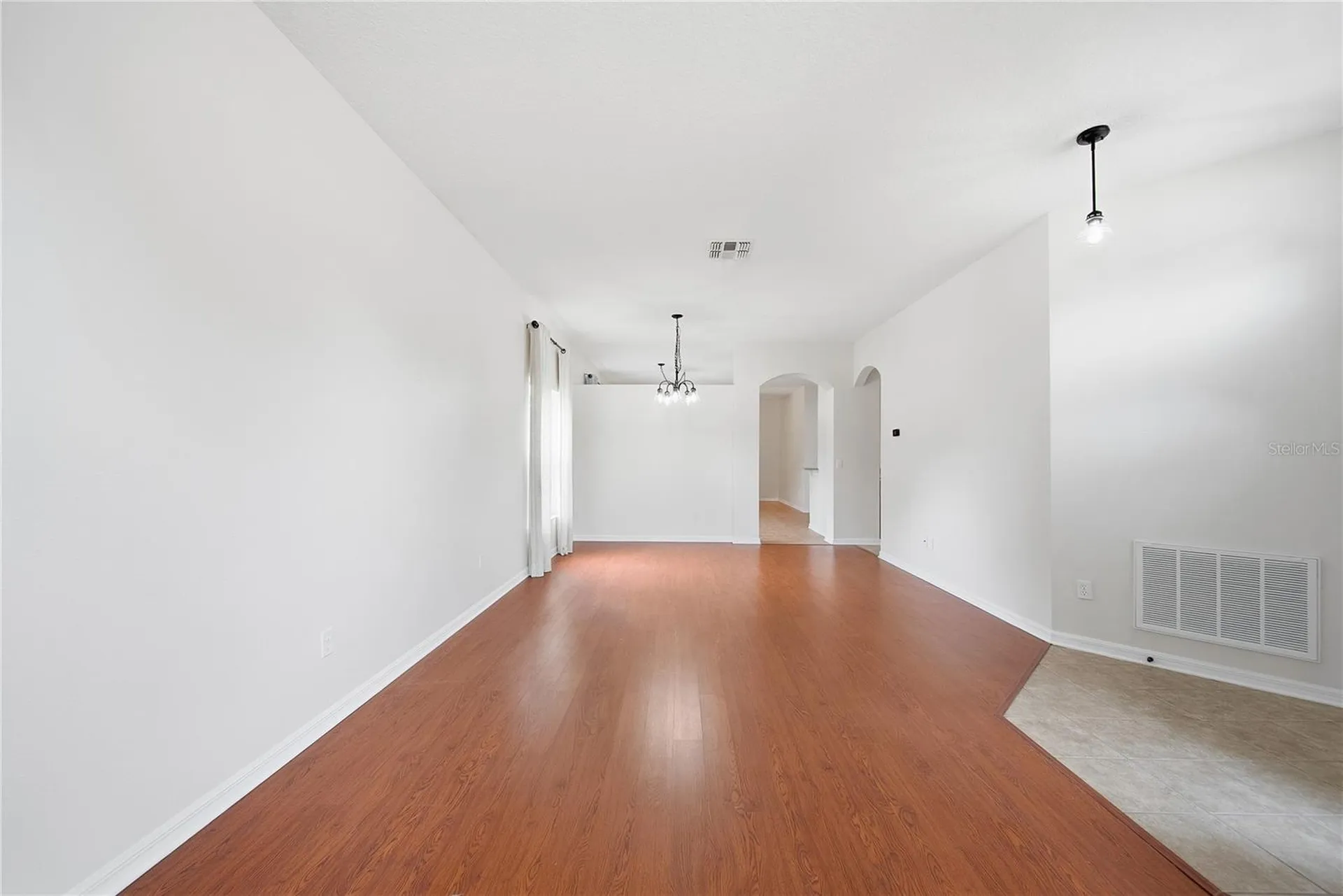 26016 Singing Lark Court Leesburg FL 34748