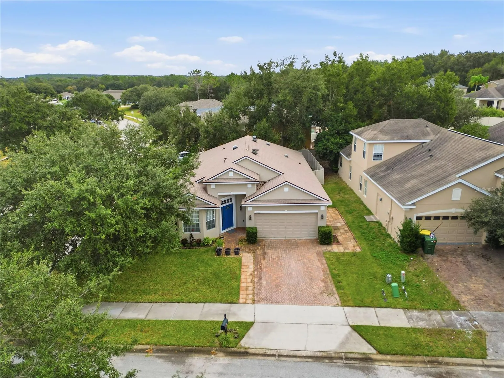 26016 Singing Lark Court Leesburg FL 34748