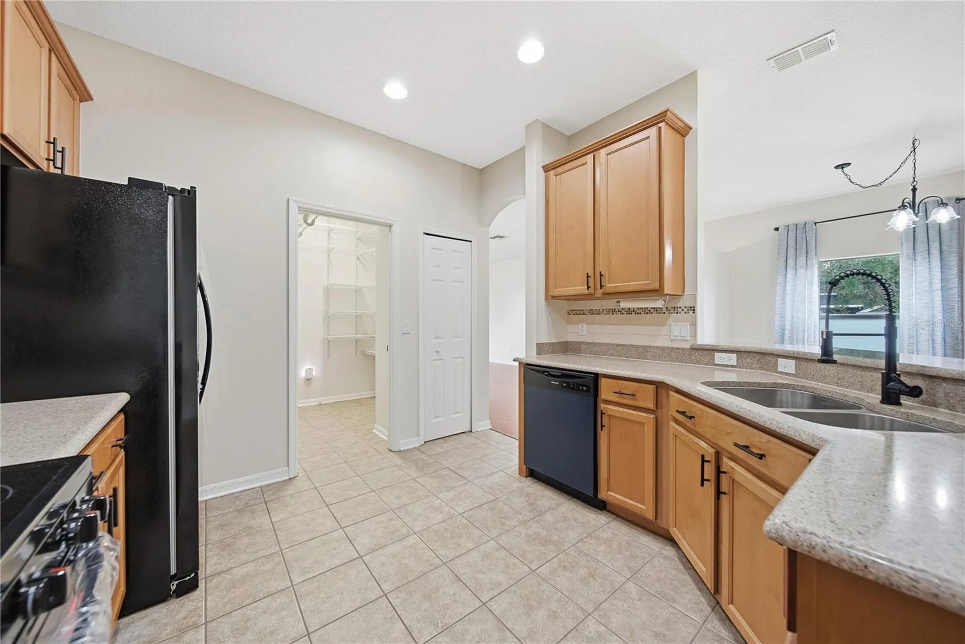 26016 Singing Lark Court Leesburg FL 34748
