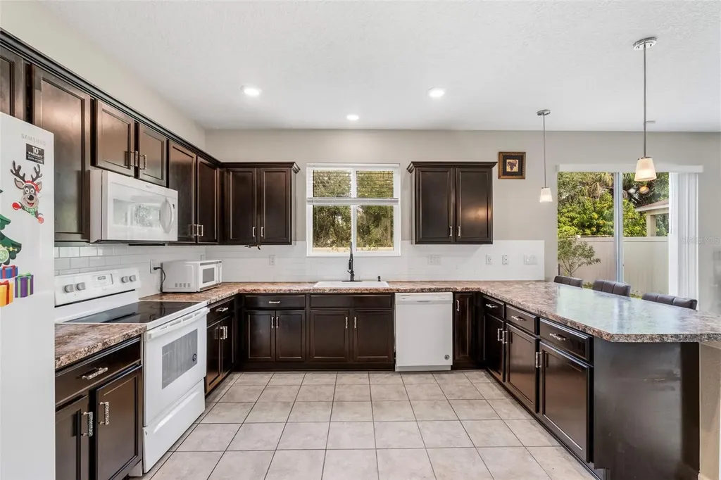 7710 Sunshine Bridge Avenue Gibsonton FL 33534