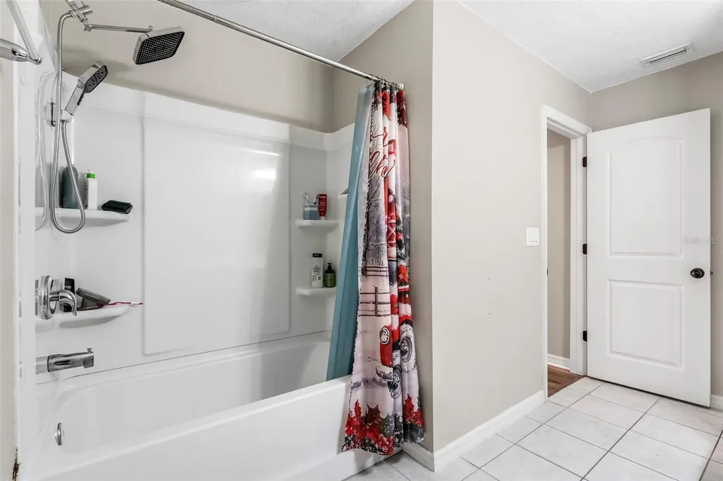 7710 Sunshine Bridge Avenue Gibsonton FL 33534