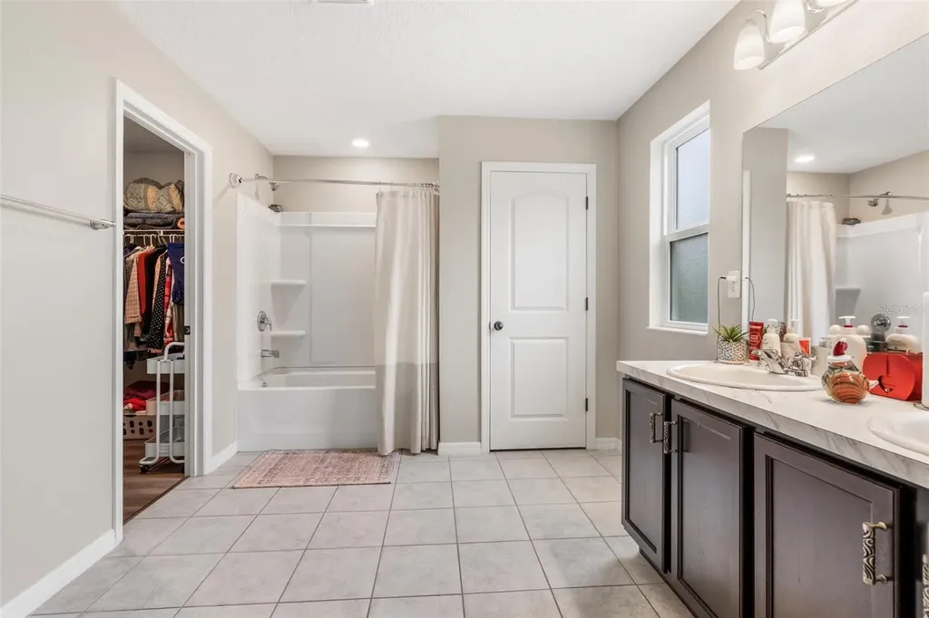 7710 Sunshine Bridge Avenue Gibsonton FL 33534