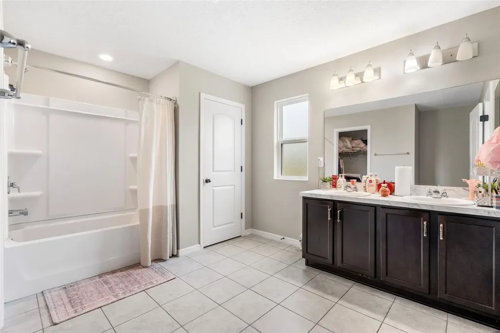 7710 Sunshine Bridge Avenue Gibsonton FL 33534