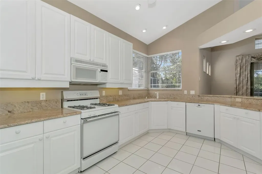 6404 Wentworth Crossing University Park FL 34201