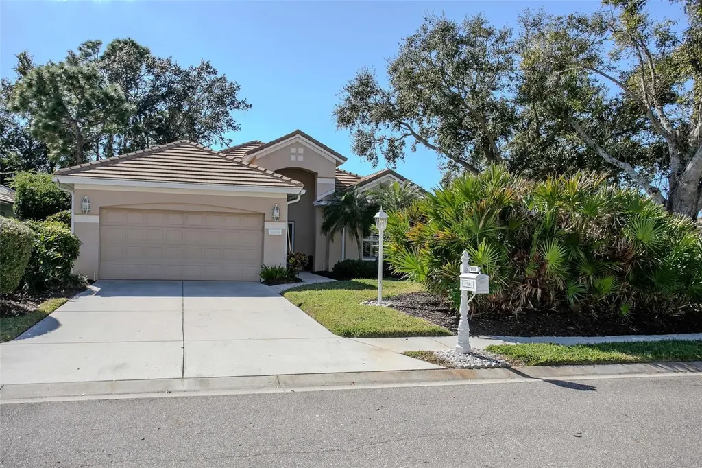 6404 Wentworth Crossing University Park FL 34201