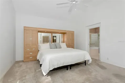 6404 Wentworth Crossing University Park FL 34201