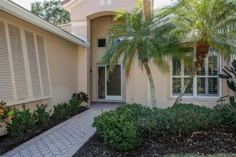 6404 Wentworth Crossing University Park FL 34201