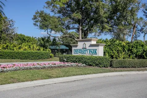 6404 Wentworth Crossing University Park FL 34201