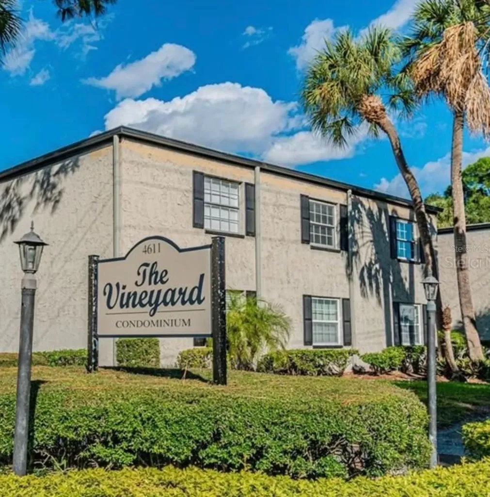4611 W North B Street Tampa FL 33609