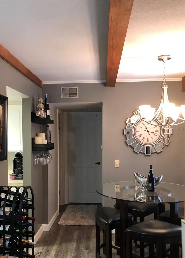 4611 W North B Street Tampa FL 33609