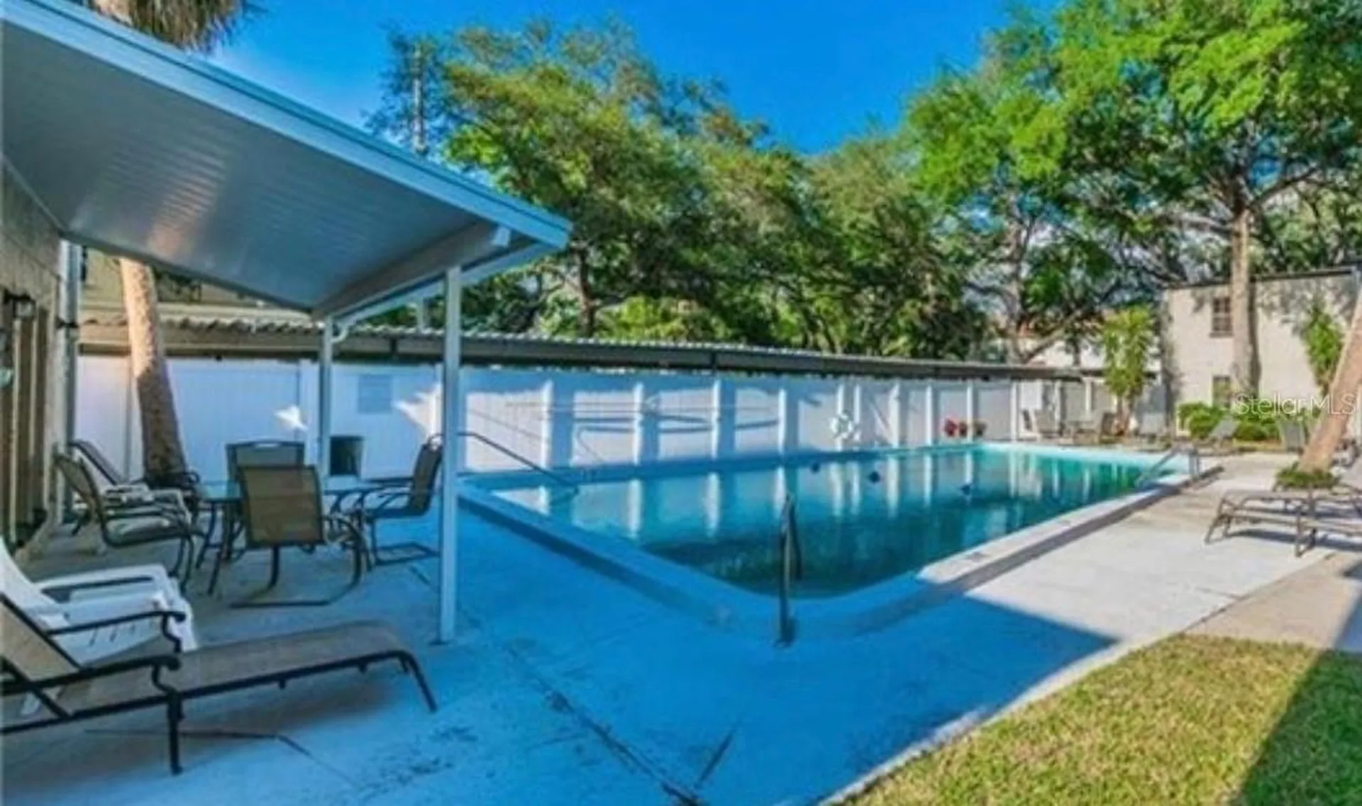 4611 W North B Street Tampa FL 33609