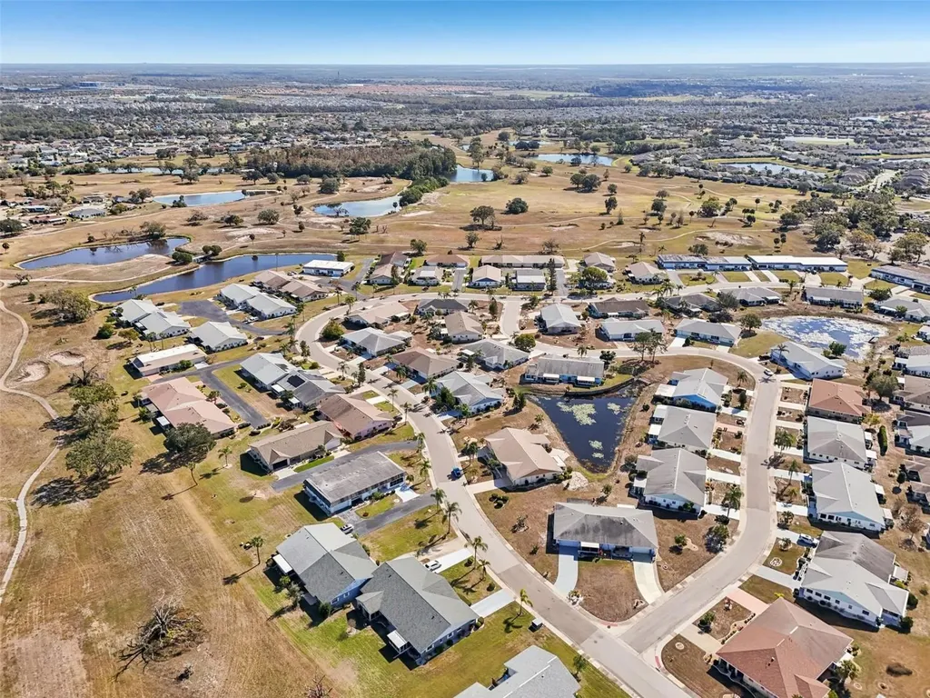 332 Club Manor Drive Sun City Center FL 33573