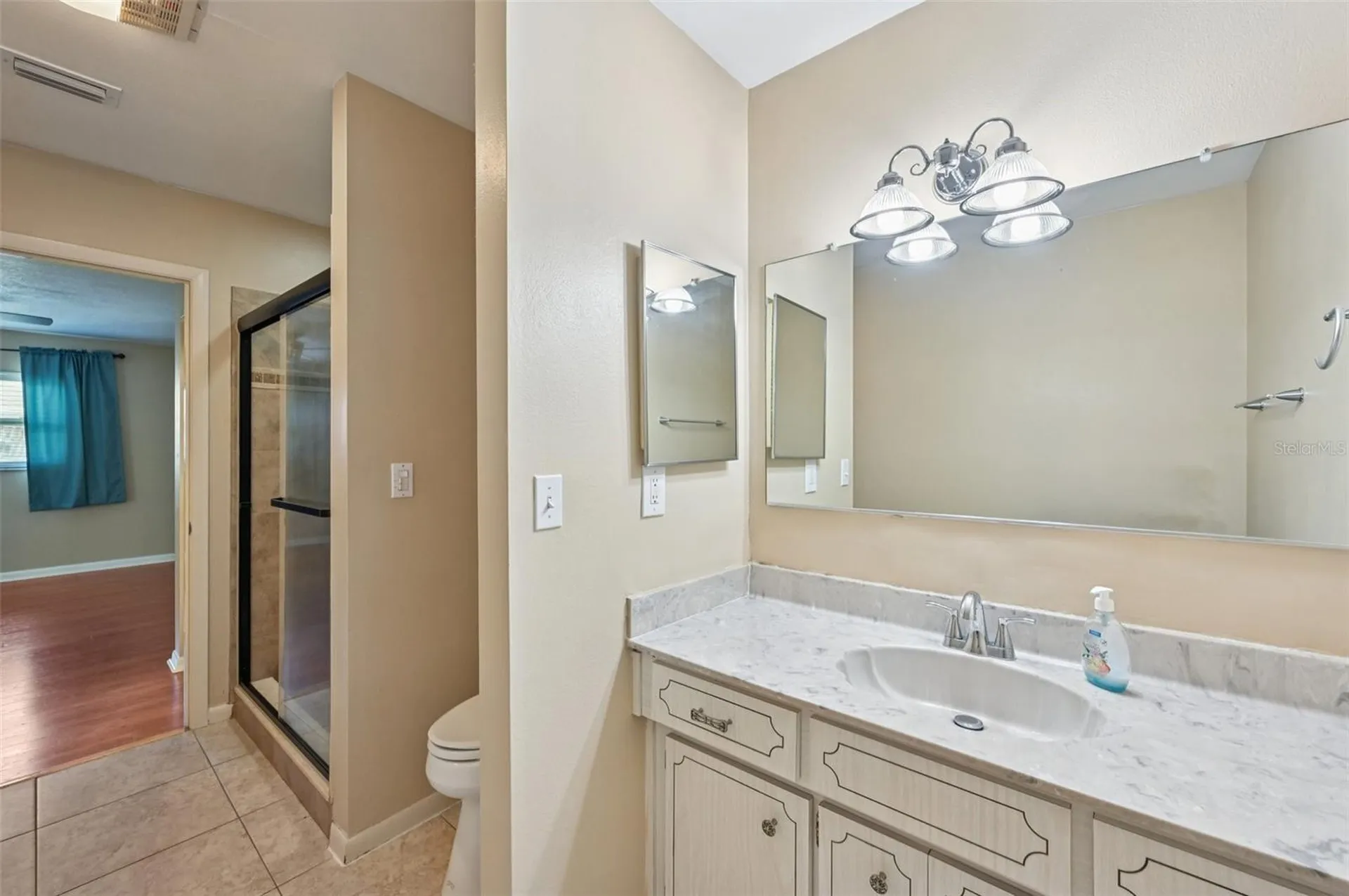 332 Club Manor Drive Sun City Center FL 33573