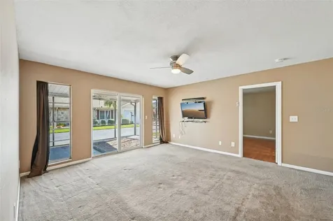 332 Club Manor Drive Sun City Center FL 33573