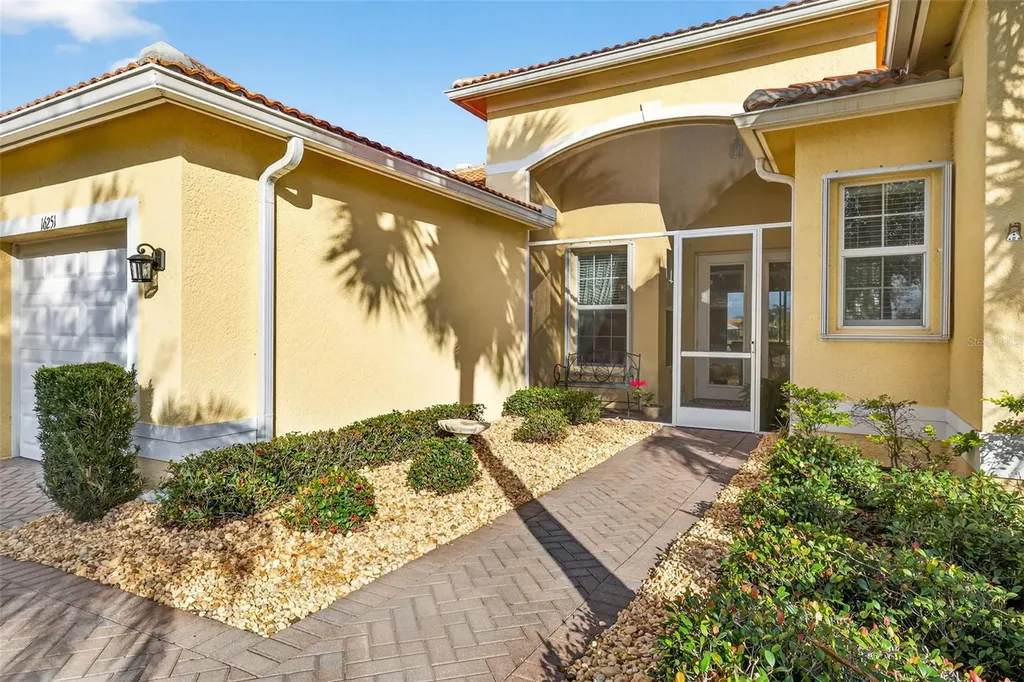 16251 Diamond Bay Drive Wimauma FL 33598