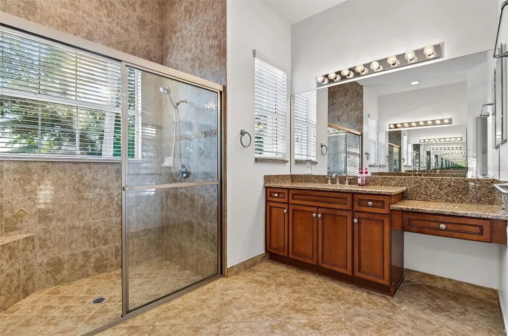 16251 Diamond Bay Drive Wimauma FL 33598