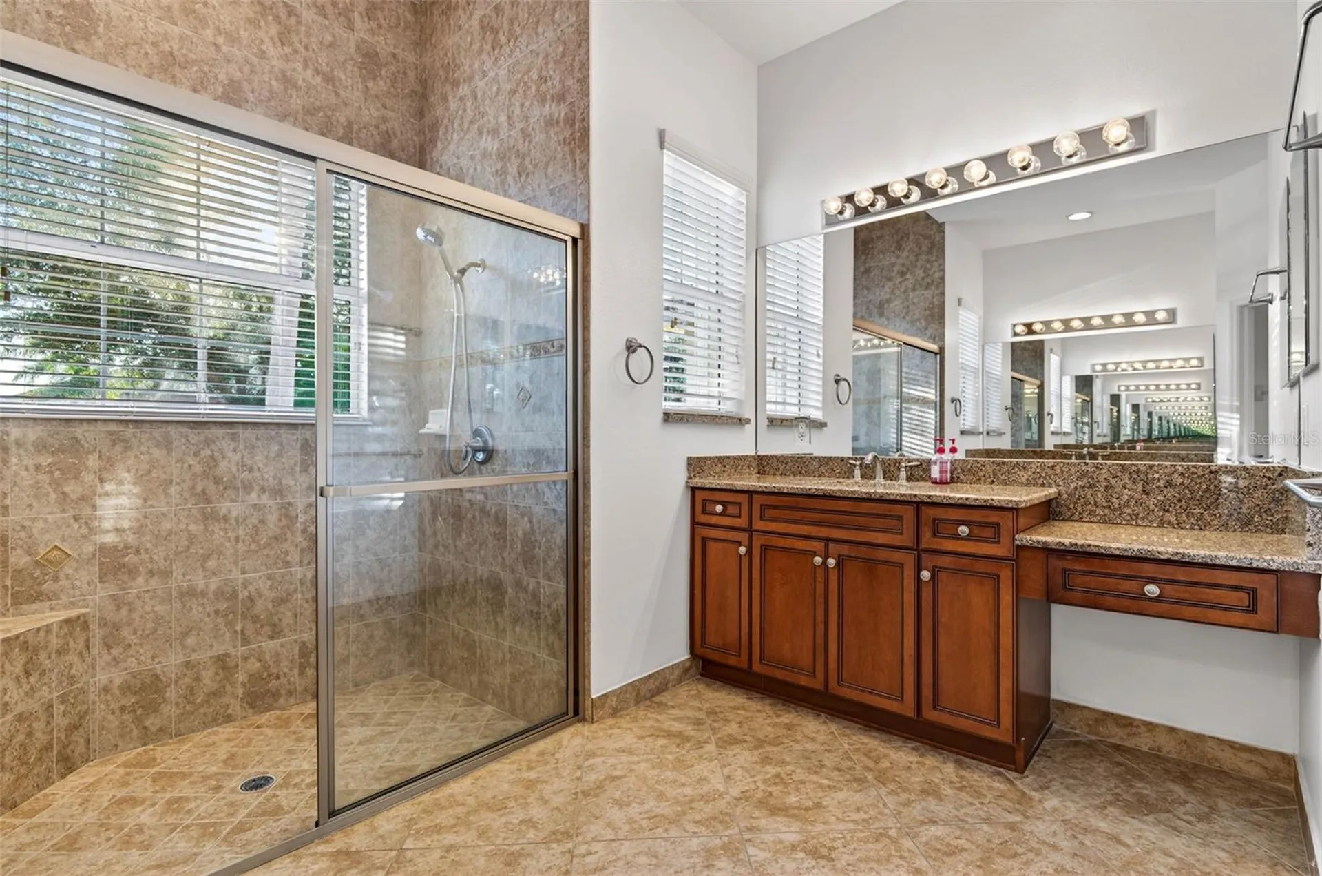 16251 Diamond Bay Drive Wimauma FL 33598