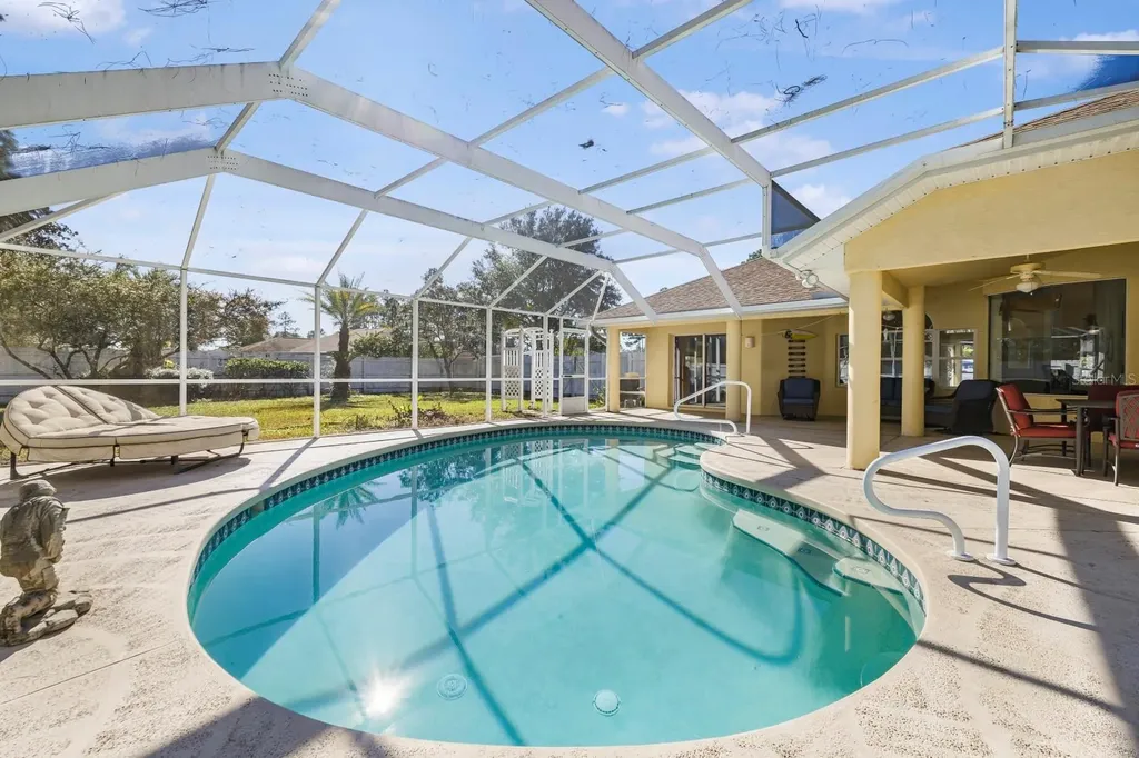 24 Regency Drive Palm Coast FL 32164