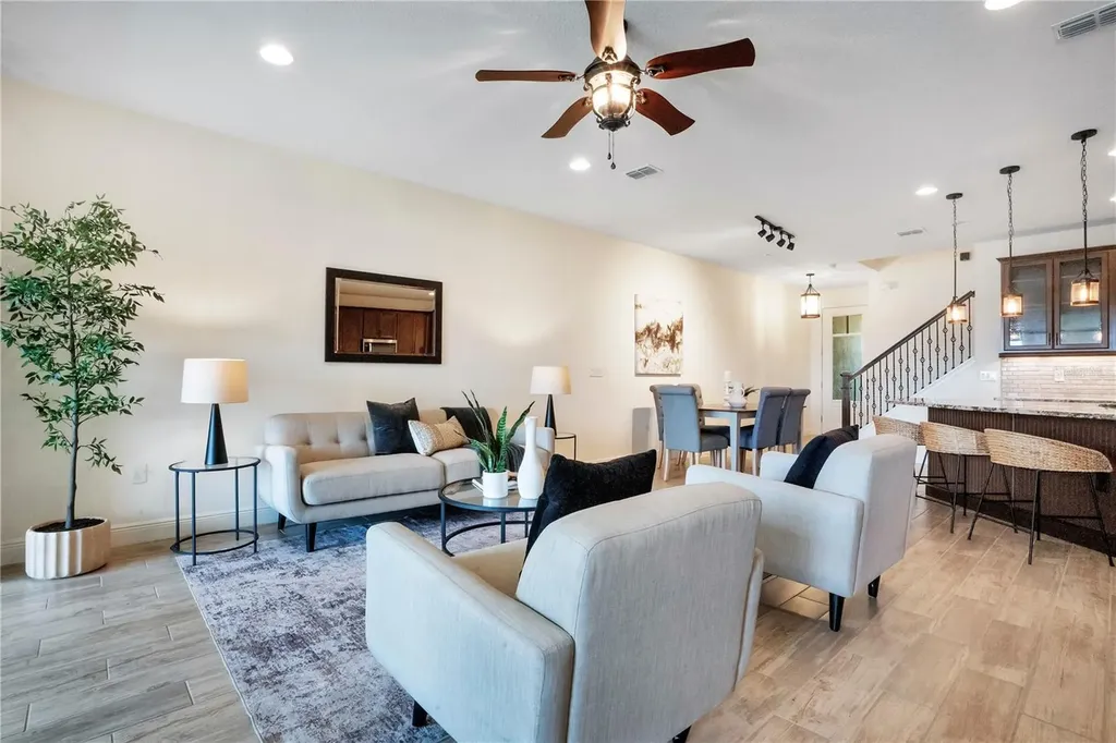 9009 Palm Key Avenue Oldsmar FL 34677