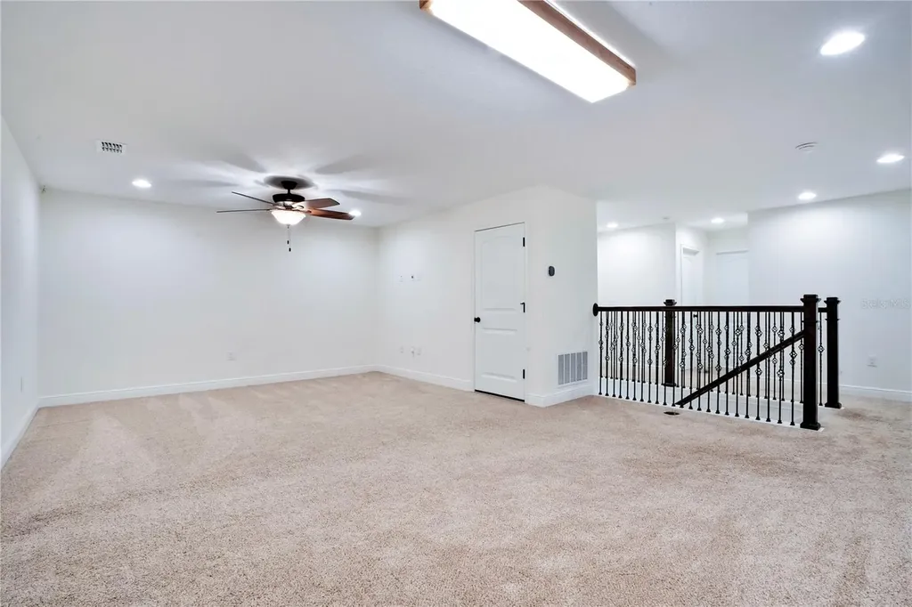 9009 Palm Key Avenue Oldsmar FL 34677
