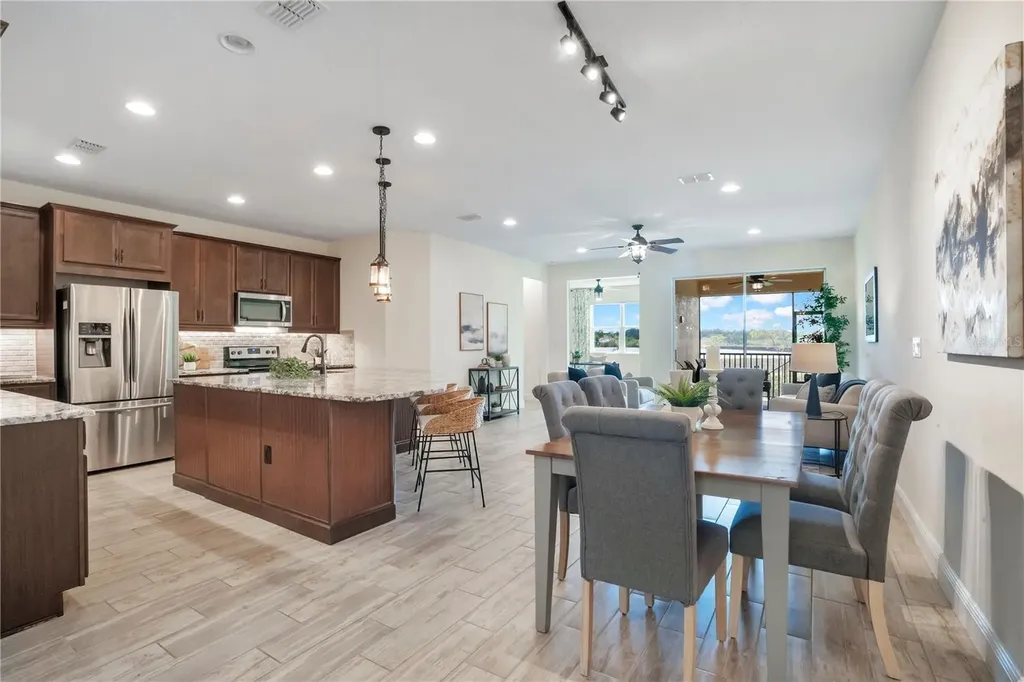 9009 Palm Key Avenue Oldsmar FL 34677