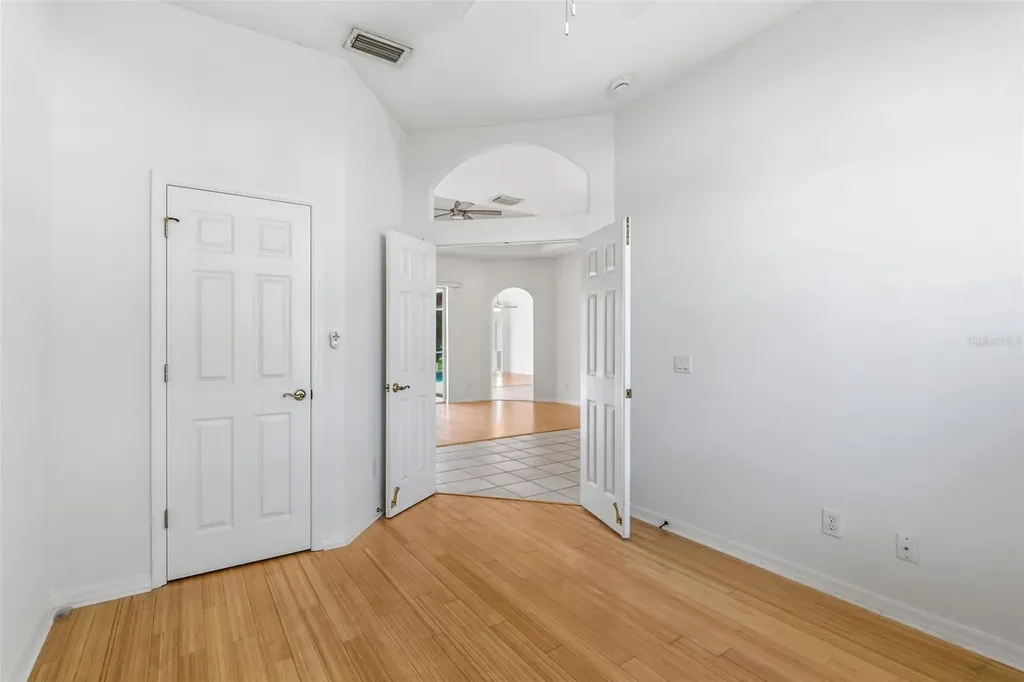 4991 Cedar Oak Way Sarasota FL 34233