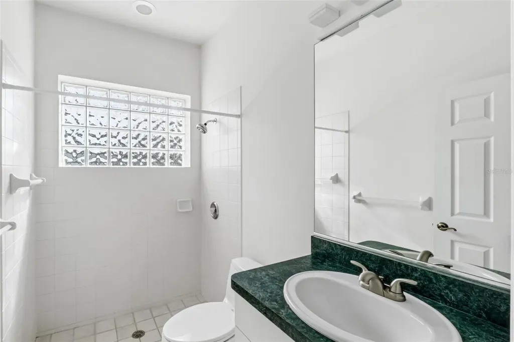 4991 Cedar Oak Way Sarasota FL 34233
