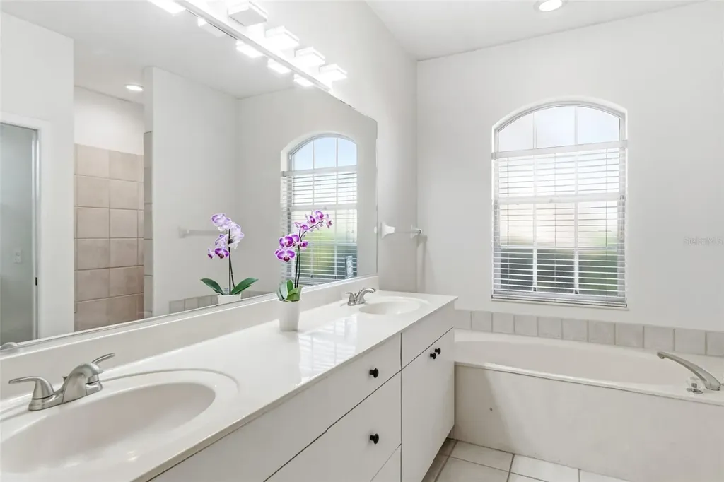 4991 Cedar Oak Way Sarasota FL 34233