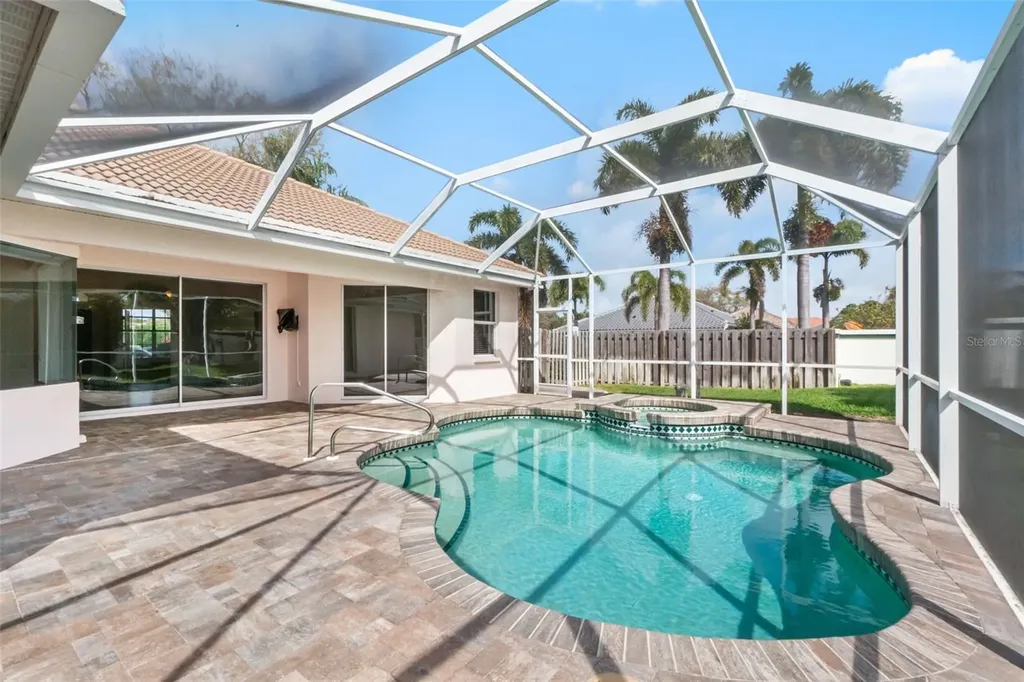 4991 Cedar Oak Way Sarasota FL 34233