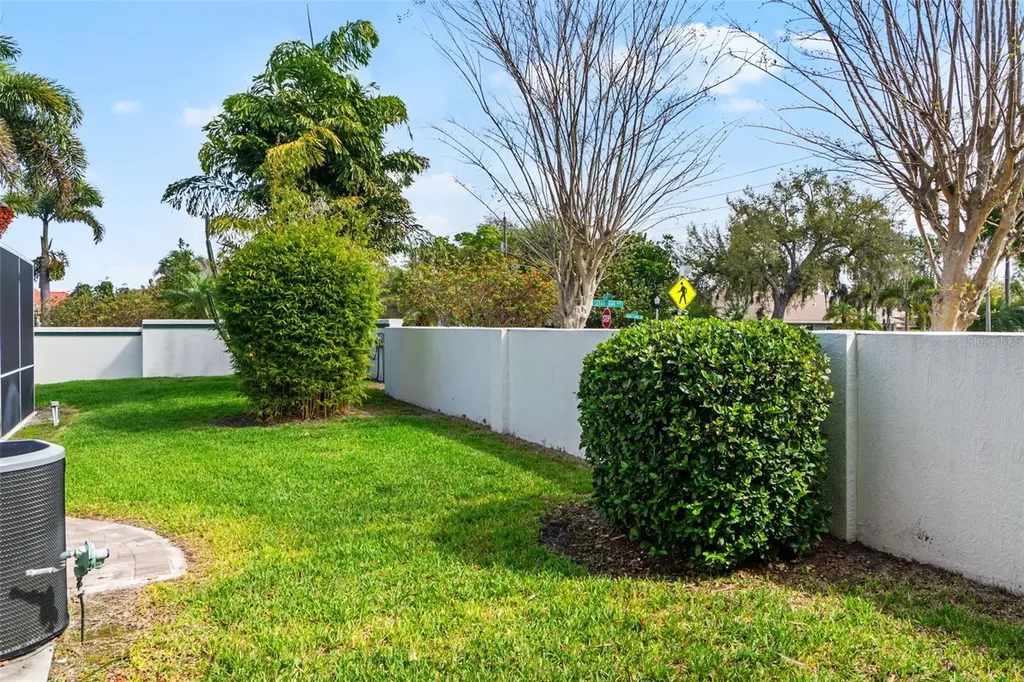 4991 Cedar Oak Way Sarasota FL 34233