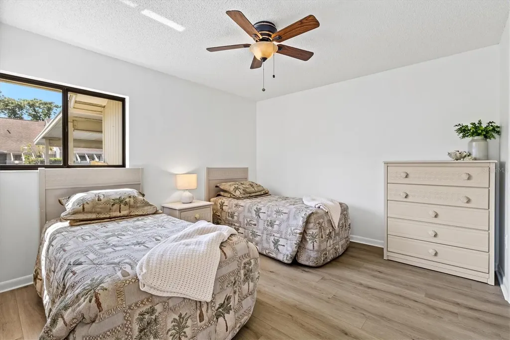 5354 Myrtle Wood Sarasota FL 34235