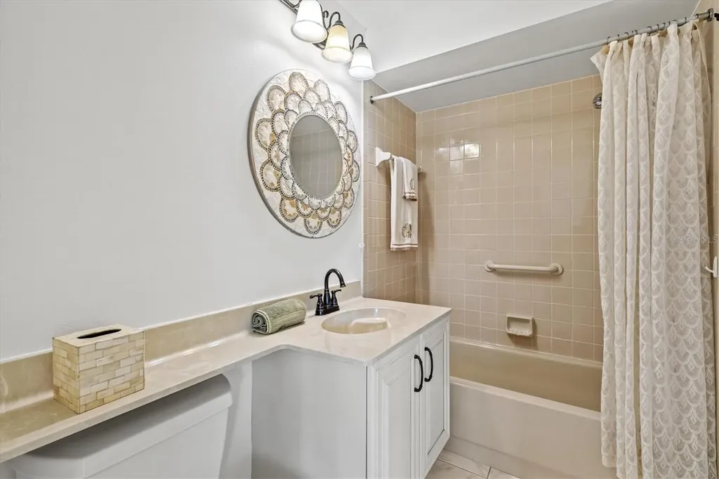 5354 Myrtle Wood Sarasota FL 34235