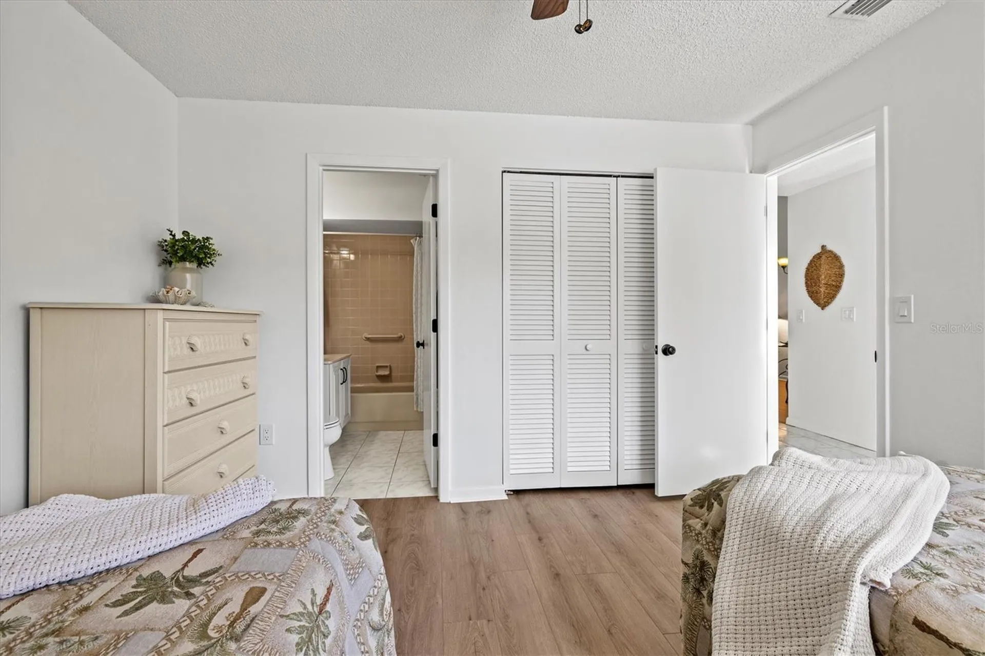 5354 Myrtle Wood Sarasota FL 34235