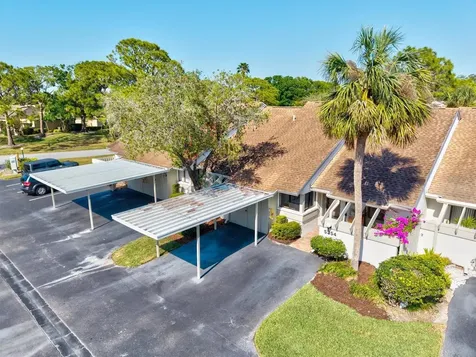 5354 Myrtle Wood Sarasota FL 34235