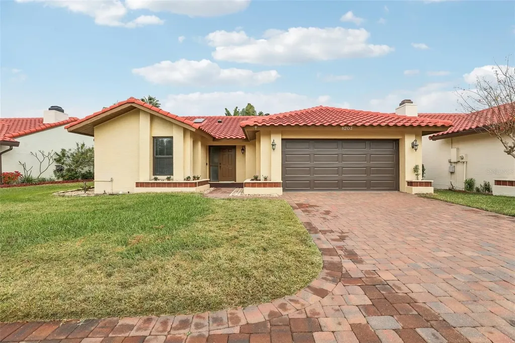 8203 Andalucia Court Orlando FL 32836